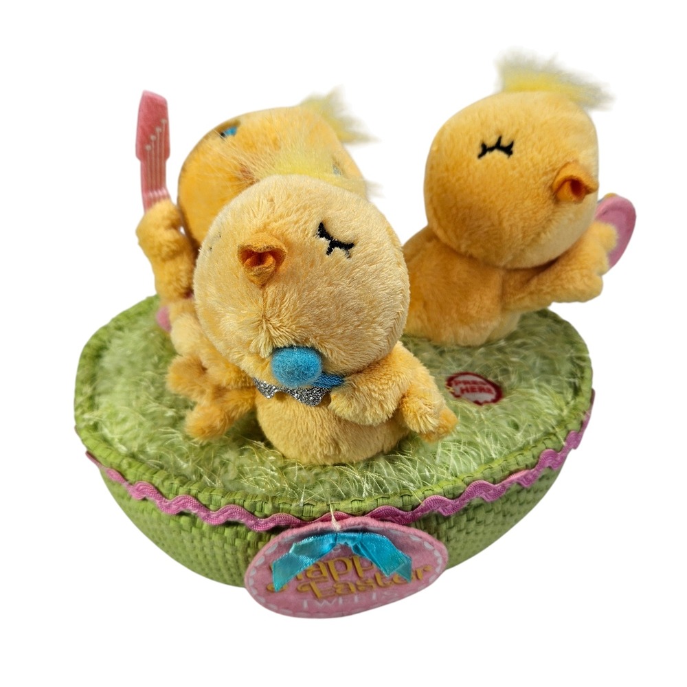Hallmark Happy Easter Tweets Animated Singing Plush Chicks Works See Video